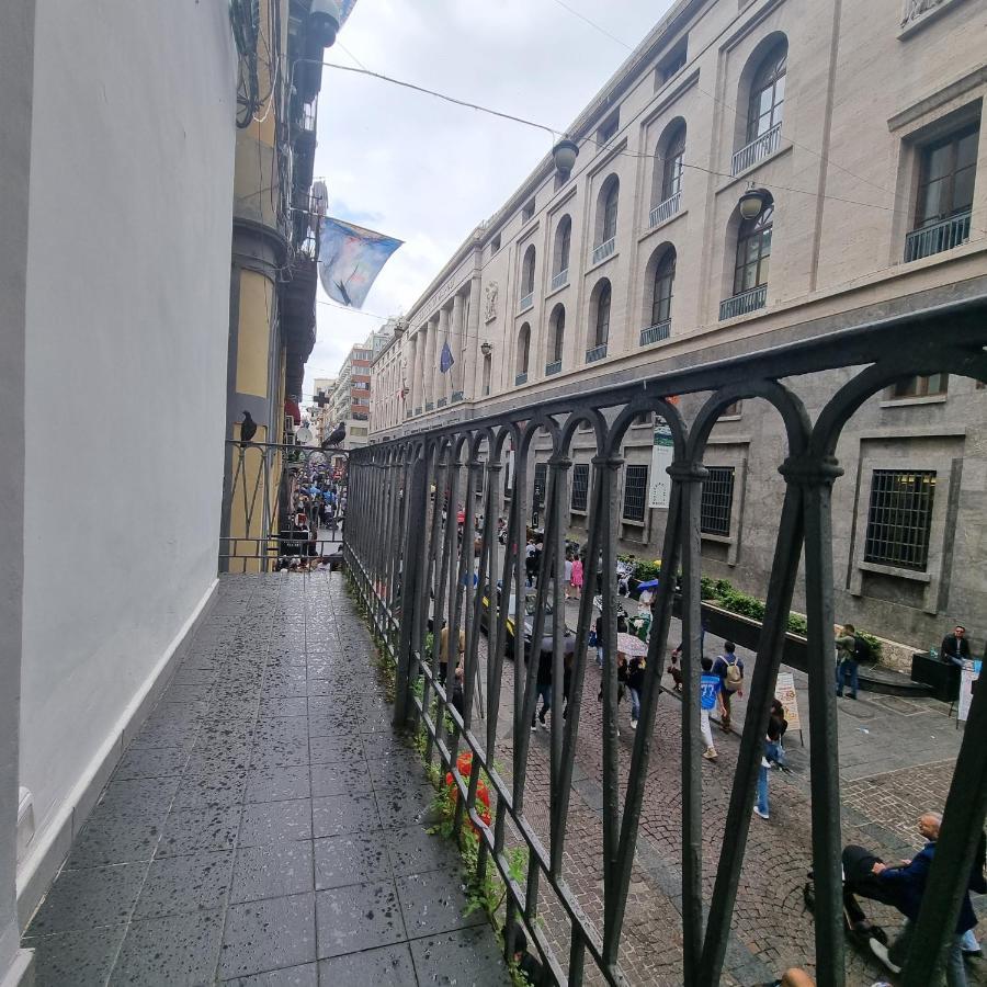 Toledo'S Rambla Casa Vacanze Napoli Ngoại thất bức ảnh