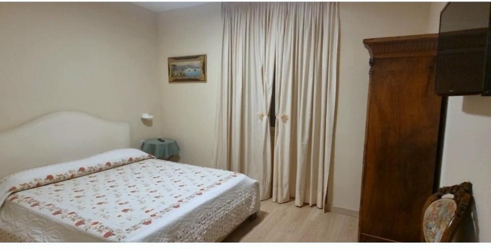 Toledo'S Rambla Casa Vacanze Napoli Ngoại thất bức ảnh